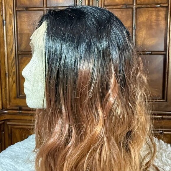 NWOT Ombre 30" Super Dense Lace Front Part Loose Wavy Synthetic Wig - Picture 10 of 16